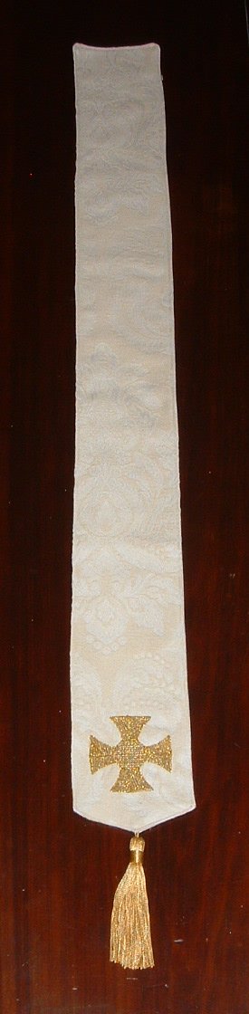 Bookmar, Cuthbert cross